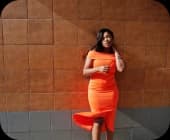 images chica vestido naranja